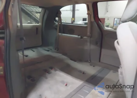 2005 Chrysler Town & Country Lx из США, поврежденный, VIN 2C4GP44R95R543242